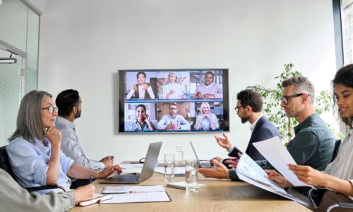 Die Rolle des Auftretens und der Optik bei Business-Meetings
